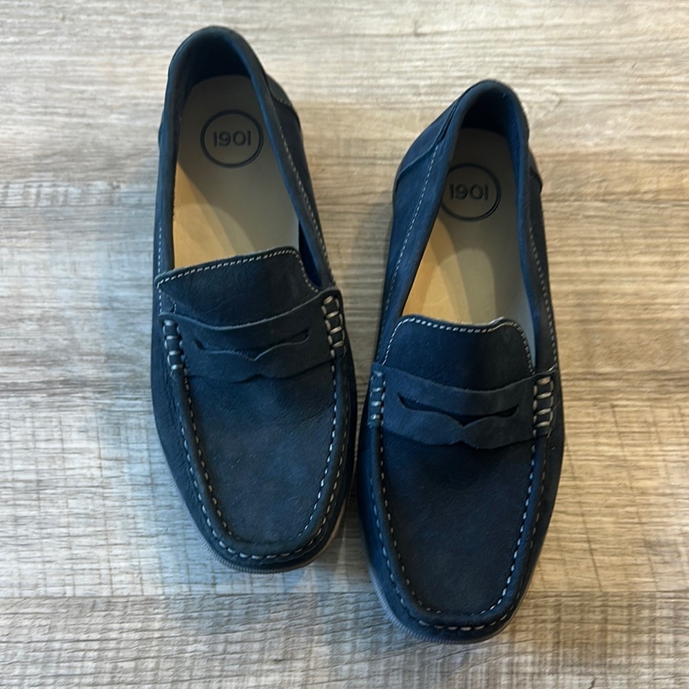 1901 Blue Loafers with Suede Material and Moccasin Style